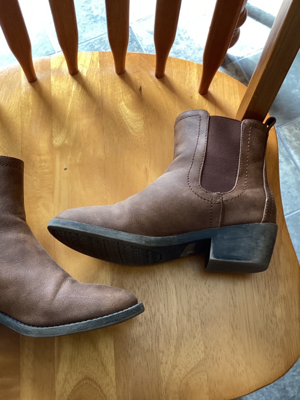 Chelsea boots - Picture 2 of 9